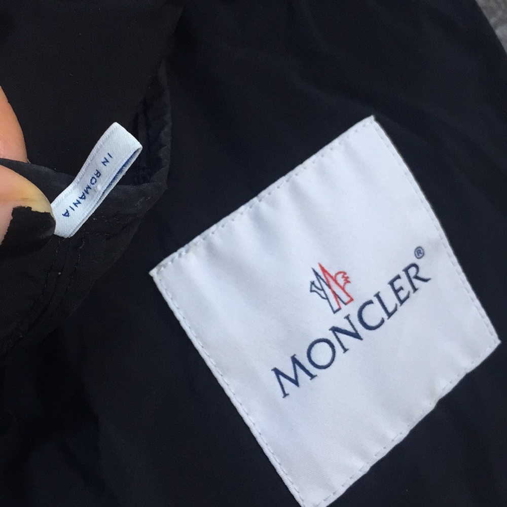 Moncler Barge Quilted Down coat - Picture 11 of 15